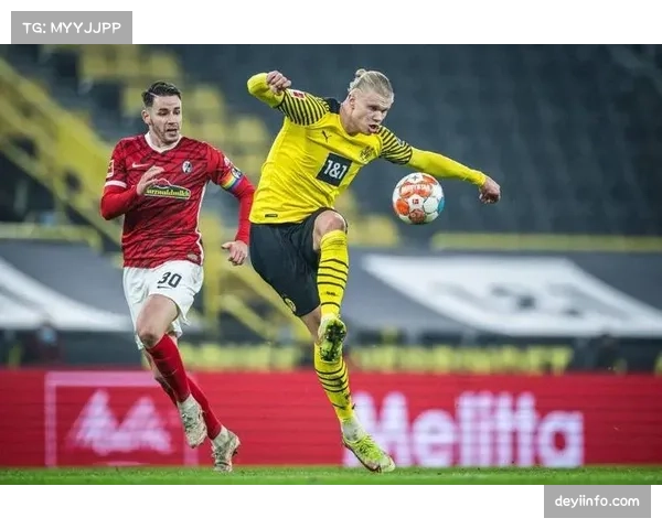 哈兰德伤愈复出首战替补双响,伊蒂哈德球场响起巨幅TIFO 哈兰德伤愈复出首战替补双响,伊蒂哈德球场响起巨幅TIFO